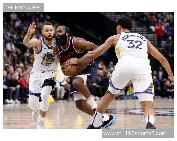 2017年勇士与快船激战回顾：一场充满悬念与激情的季后赛对决